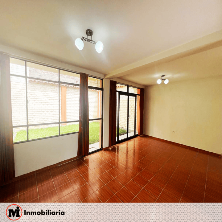 301 Calle Universitaria, Huancayo, 2 Habitaciones Habitaciones,2 BañoBaño,Casas,En Venta,Calle Universitaria,1084 301 Calle Universitaria, Huancayo, 2 Habitaciones Habitaciones,2 BañoBaño,Casas,En Venta,Calle Universitaria,1084